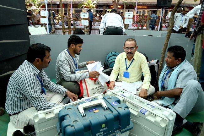 "Breaking News: Incredible Numbers from India General Elections 2024 Phase IV!"