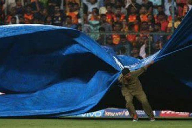 RCB-CSK Clash in Bengaluru: Rain Threat Looms Ahead