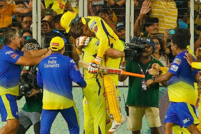 Wasim Akram Reveals 'Gut-Feeling' on MS Dhoni's Future After IPL Exit