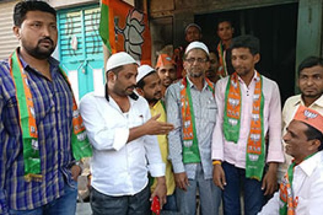 Maharashtra: Ex-Malegaon Mayor Abdul Malik Shot in Nashik - Shocking Incident!