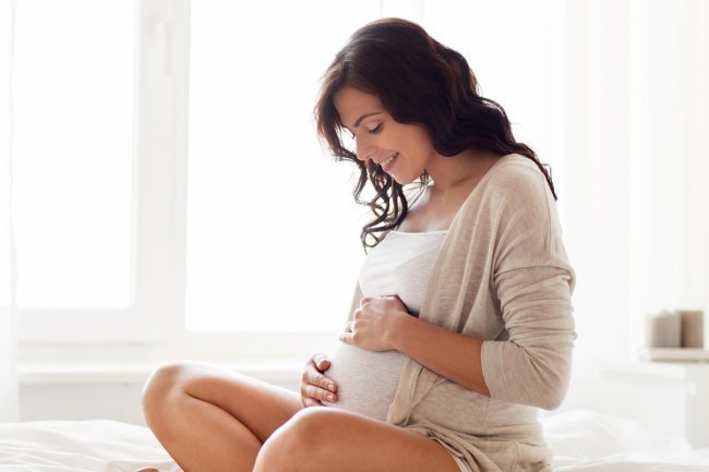 Pregnancy-Safe Skin Care: Tips On What To Use And What To Avoid