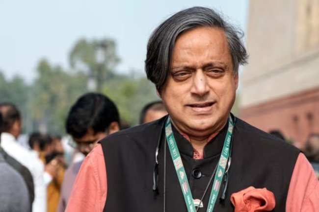 Shocking Reaction: Shashi Tharoor Reacts to Aide Caught
