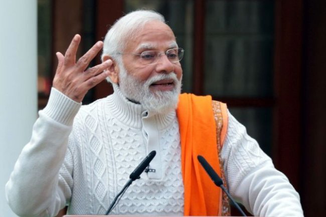 Political Controversy: Congress Files Complaint Against Modi's Kanyakumari Meditation