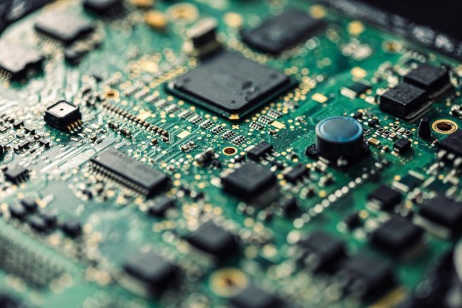 US Slows Licenses for AI Chip Exports to Curb China Resale Market