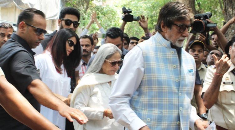 Lok Sabha Elections: Akshay Kumar, Shaktikanta Das Among Early Voters!