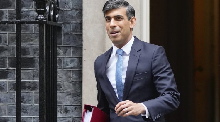 "FRIENDS Reruns: UK Prime Minister Rishi Sunak, Wife Akshata Murty List out What They Share in Common"