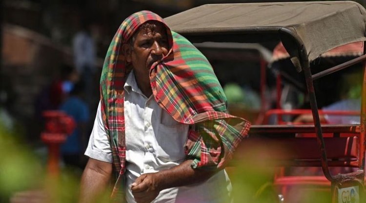 Delhi Heatwave Tragedy: Man Without Cooler or Fan Dies with 107 Degree Fever
