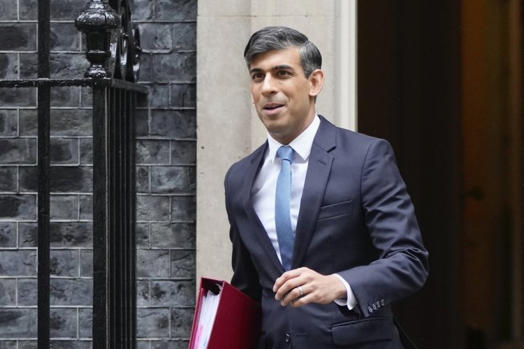 "FRIENDS Reruns: UK Prime Minister Rishi Sunak, Wife Akshata Murty List out What They Share in Common"