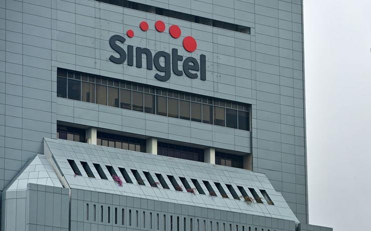 KKR-SingTel Consortium Takes Lead in $1 Billion Data Centre Bid!