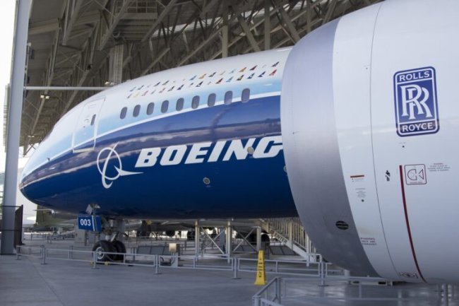 Boeing 2024 Aircraft Delivery Cut by Fitch - Big Implications!