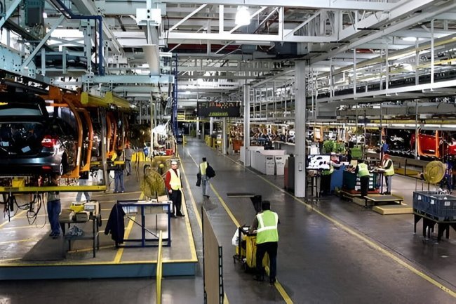 Shocking! India's May Factory Growth Slips to New Low