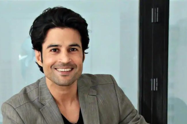 "After seeing the final cut of Aamir, Anurag Kashyap danced on top of a table," remembers Rajeev Khandelwal. "There is no supporter of TV actors"