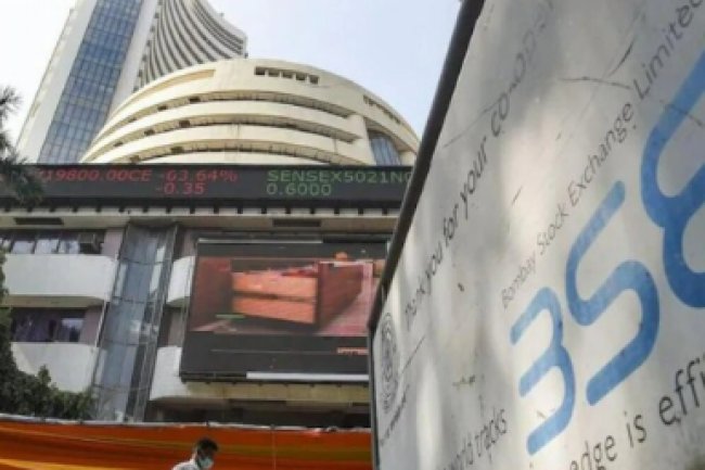 Nifty IT gains 2%; Tech Mahindra, Infosys, TCS, and HCL Tech are all up. Why are stocks in IT rising?