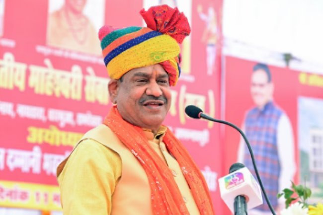 400-paar slogan weaponized by Oppn... The distribution of tickets contained errors: