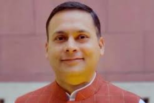 Amit Malviya of the BJP is accused of sexual exploitation, but a Bengali man disputes this.