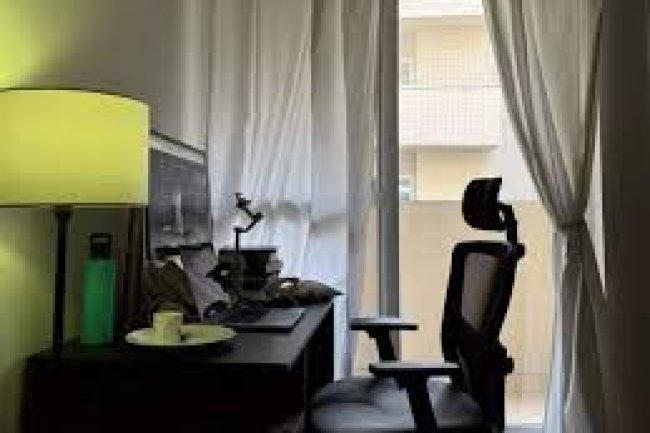 For a 3BHK in Noida, is the rent Rs 64,000. A social media user's allegation provokes discussion