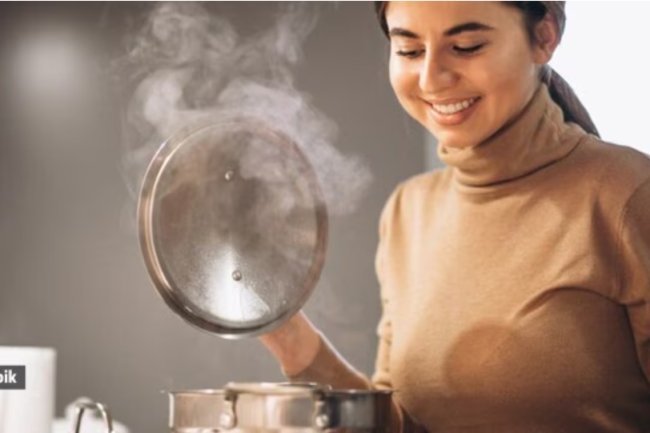 According to ICMR, cooking with an open lid might cause food to lose nutrients. Here's what you should know.