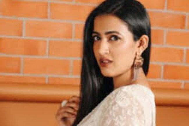 Regarding Sai Durgha Tej unfollowing Allu Arjun, Niharika Konidela said, "They have their reasons."