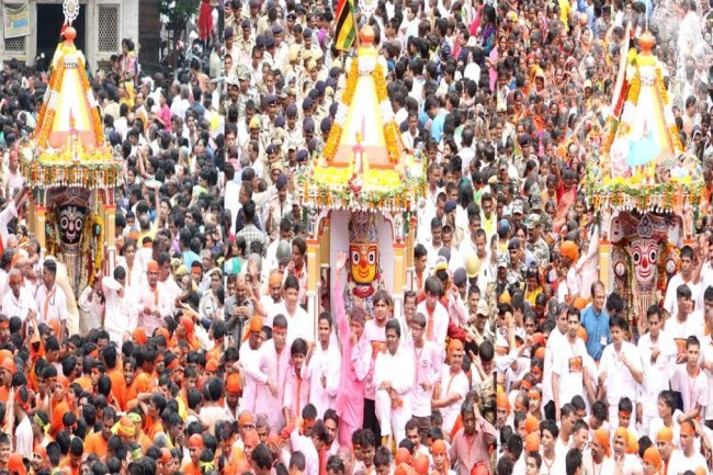 Jagannath Rath Yatra 2024: Lord Jagannath is all set for rath yatra in Gujarat. Special attire with brother's sister..