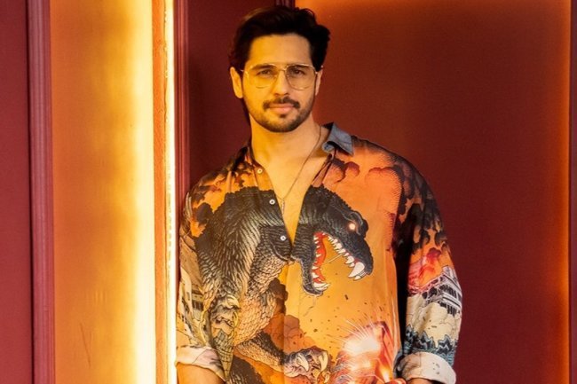Sidharth Malhotra Departs from Meghna Gulzar's Upcoming Project: Details Unveiled