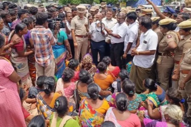 In Tamil Nadu, drinking bogus alcohol resulted in 34 deaths and numerous hospital admissions.