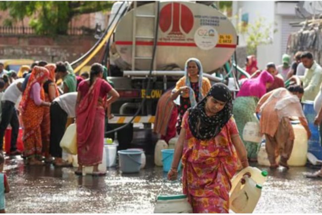 According to Moody's, India's sovereign credit strength may be impacted by the worsening water problem.