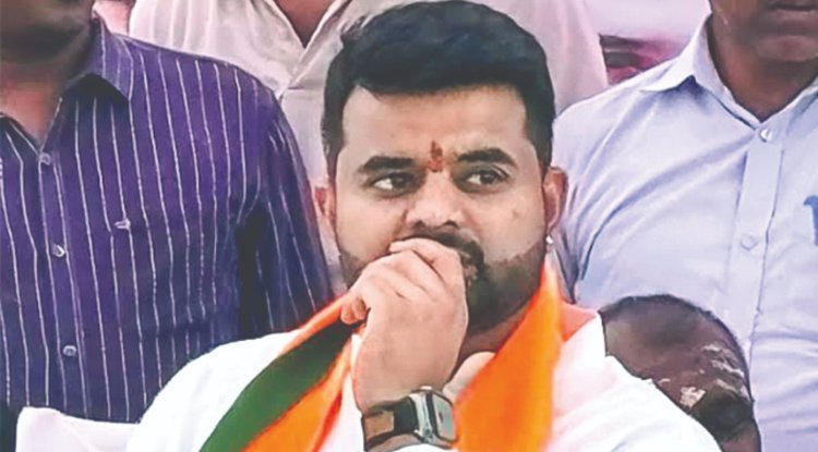 Morning Briefing: BJP, INDIA Contact ECI Before Counting Day; SIT Searches for Prajwal Revanna’s Mother, and More