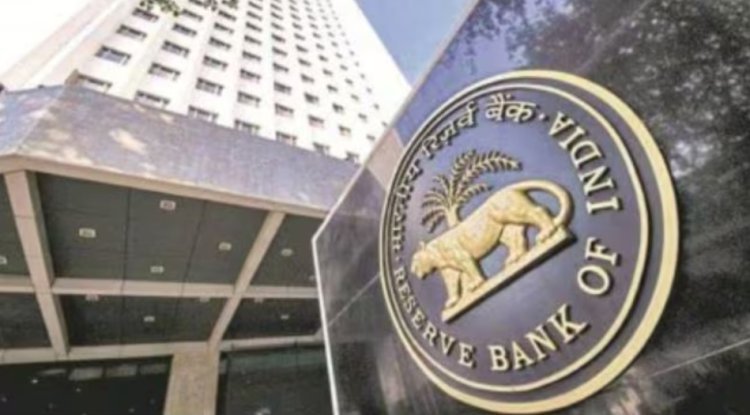 Early trading saw market gains ahead of the RBI's monetary policy announcement.