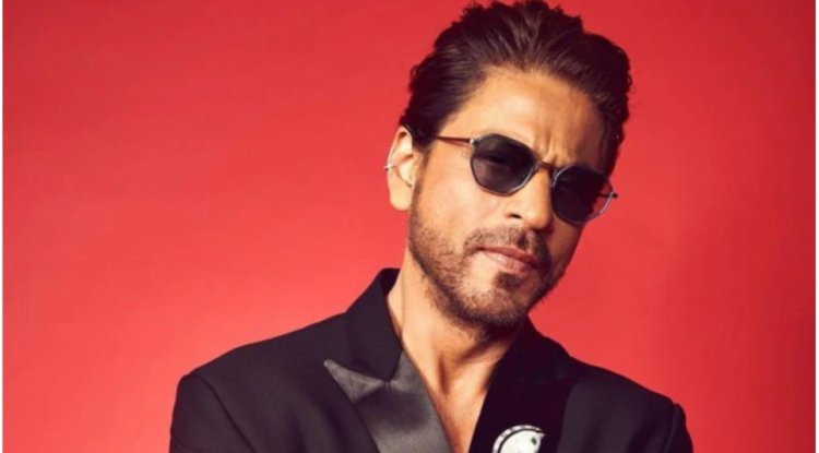"I received a call from Shah Rukh Khan after my team violated his privacy," Explained by paparazzo, SRK began to shun the media. "I saw how much he loved his kids."