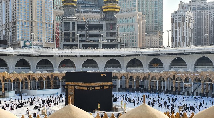 The Origins of the Kaaba and the Rich History of Muslim Pilgrimage to Mecca: From Prophet Ibrahim to Present Day