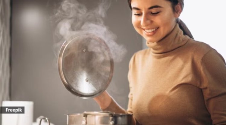 According to ICMR, cooking with an open lid might cause food to lose nutrients. Here's what you should know.