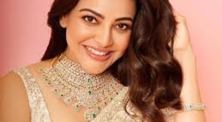 Kajal Aggarwal's birthday special: Prabhas's Darling to Ram Charan's Magadheera...