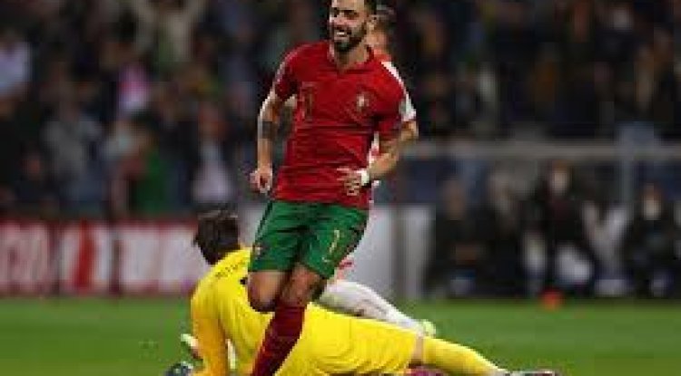 Though rather awkward, Bruno Fernandes makes another appearance for Portugal.