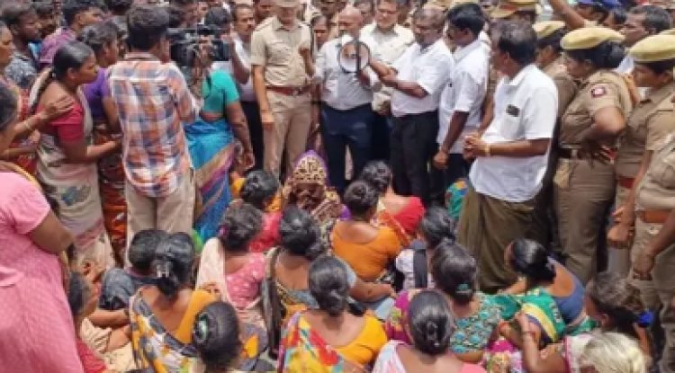 In Tamil Nadu, drinking bogus alcohol resulted in 34 deaths and numerous hospital admissions.