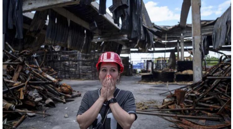 Russia uses "glide bombs" to bombard border communities in Ukraine.