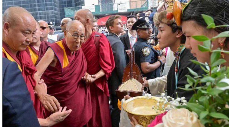 Arriving in New York for knee surgery is the Dalai Lama