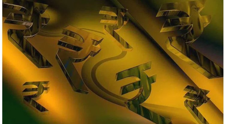 In early trade, the rupee and the dollar move in a limited range.