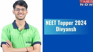 NEET UG 2024 Topper: Divyansh's lung condition did not prevent him from earning 720/720.