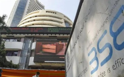 Nifty IT gains 2%; Tech Mahindra, Infosys, TCS, and HCL Tech are all up. Why are stocks in IT rising?
