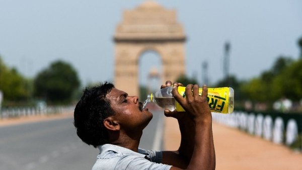 The Met Department has issued a red alert for a heatwave in Delhi today.