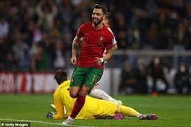 Though rather awkward, Bruno Fernandes makes another appearance for Portugal.