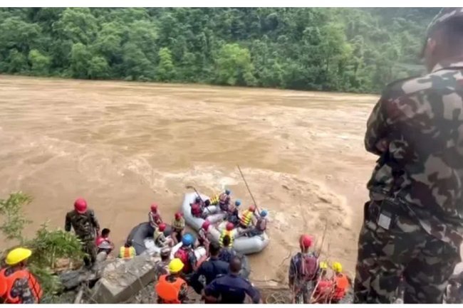 Nepal landslide sweeps buses into river, 60+ missing, 7 Indians