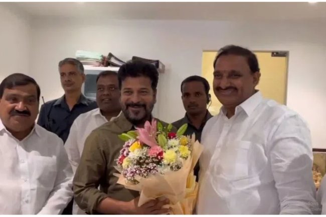 Arekapudi Gandhi, a Serilingampally MLA, joins the Congress
