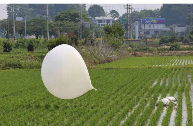 There are more North Korean garbage balloons, South Korea warns.