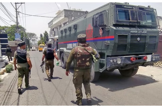 Doda encounter: 4 soldiers, including major, killed.