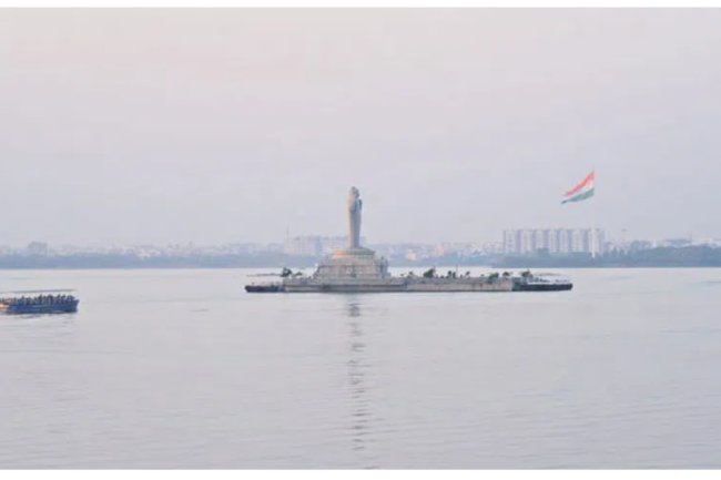 Hyderabad sunny after a week; mild showers expected ahead.