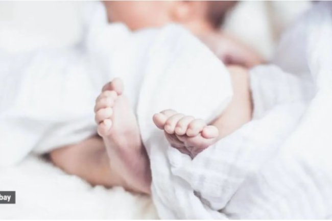 Can a baby's sleep be improved by bananas? We discover