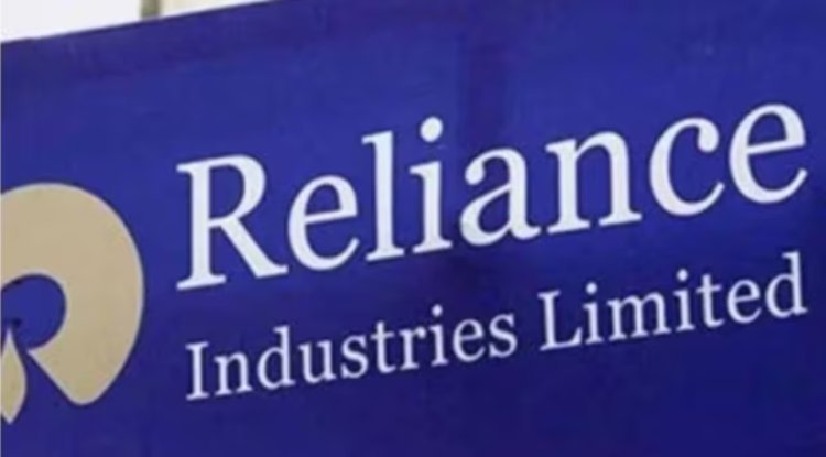 RIL's June quarter earnings drops 5.45% due to a sluggish oil-to-chemicals division.