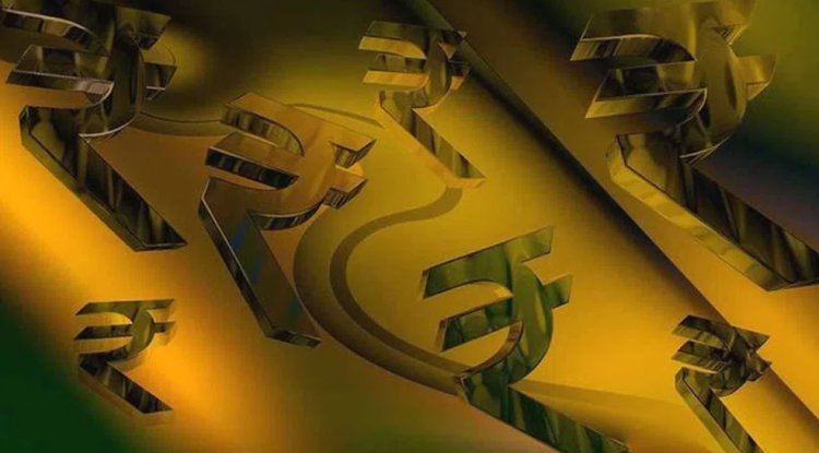 In early trade, the rupee and the US dollar move in a limited range.