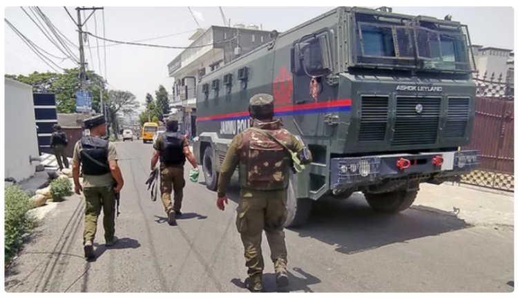 Doda encounter: 4 soldiers, including major, killed.